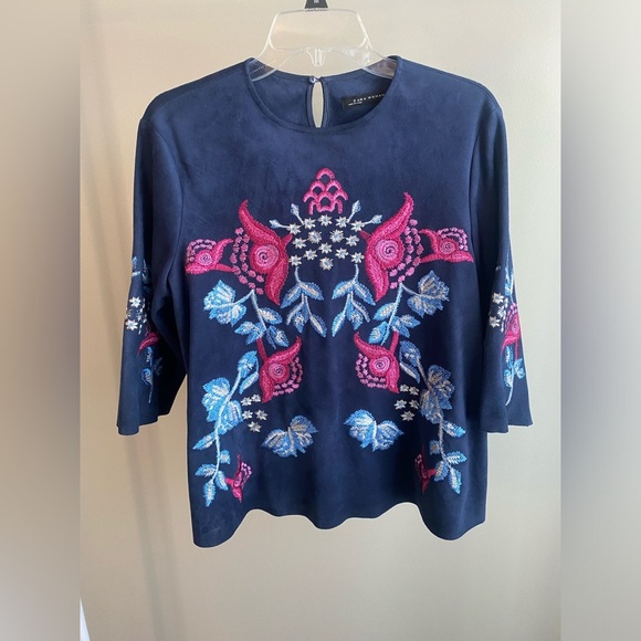 Zara faux suede floral embroidered shirt - Picture 1 of 7